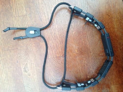 Chameleon E-collar with 4 feather contact points